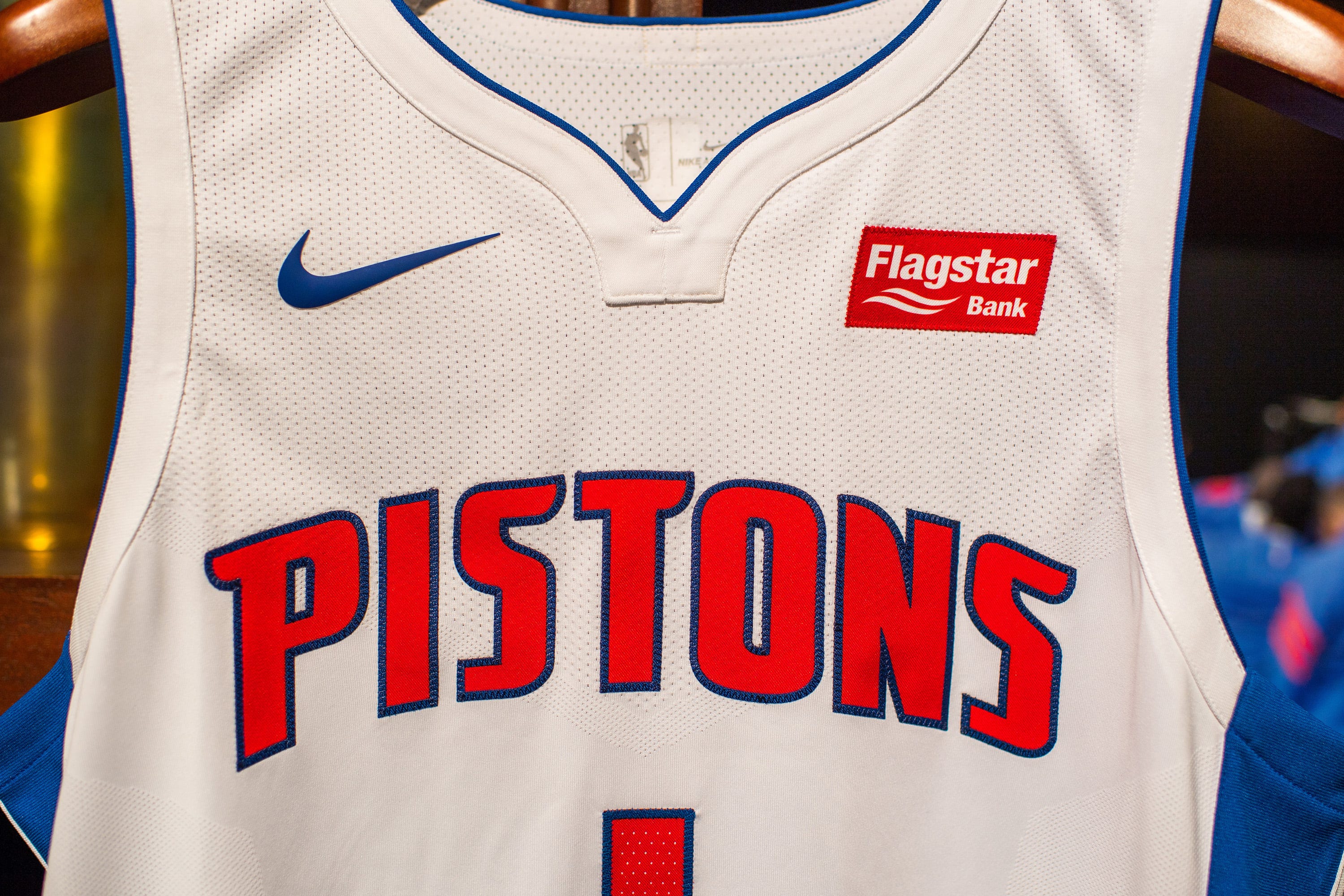 pistons jersey sponsor